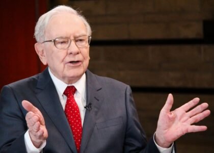 Nếu Warren Buffett đầu tư ở Việt Nam, ông sẽ nhìn vào những chỉ số nào?